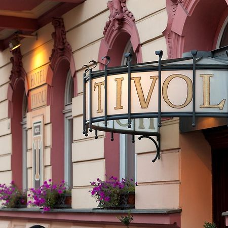 Hotel Tivoli Прага Екстериор снимка