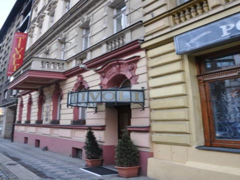 Hotel Tivoli Прага Екстериор снимка